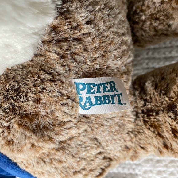 Peter Rabbit Plush - Picture 9 of 11